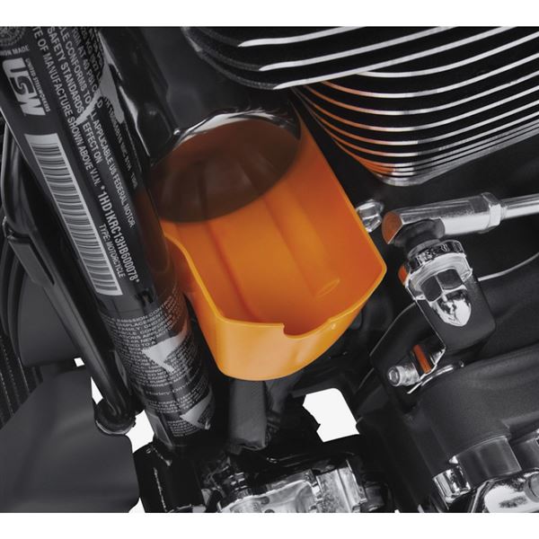 Nádoba‑trychtýř pro výměnu oleje motory Milwaukee‑Eight  - 62700199