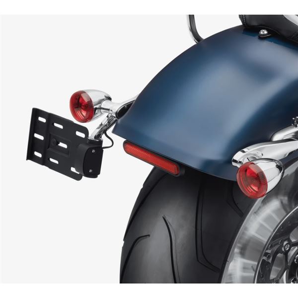 Harley-Davidson Rear Turn Signal & License Plate Relocation Kit – Chrome, 67800802B