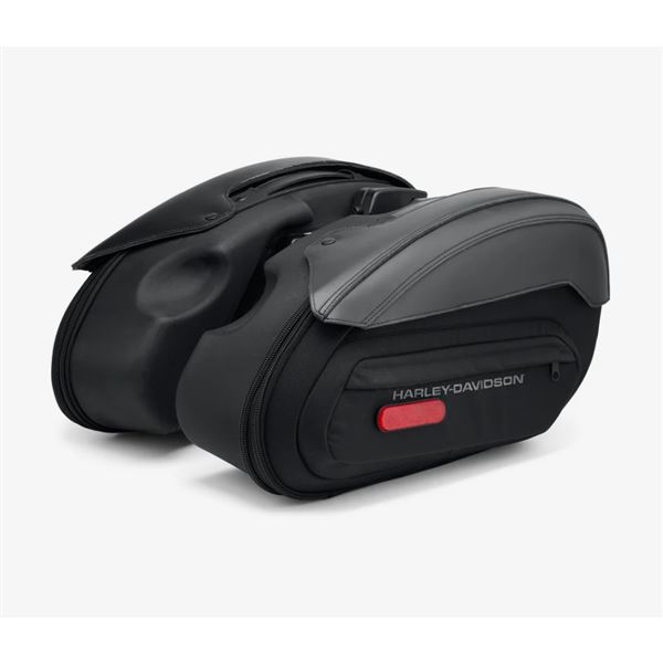 Harley-Davidson Overwatch Quick-Release Saddlebags (90202332)